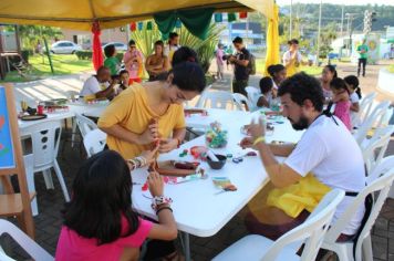 Foto - CIRCUITO SESC NA PRAÇA DA BÍBLIA