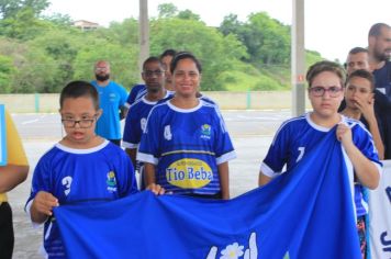 Foto - Torneio de Atletismo entres as APAES do Vale do Ribeira foi realizado no Centro de Eventos em Cajati