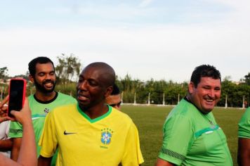 Foto - JOGO COMEMORATIVO COM EX-CRAQUES DA SELEÇÃO BRASILEIRA- CAJATI, 31 ANOS