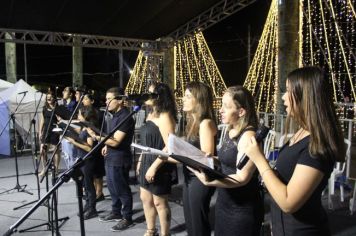 Foto - ABERTURA OFICIAL DO NATAL ENCANTADO ACONTECEU NA NOITE DESTE SÁBADO (7/12)