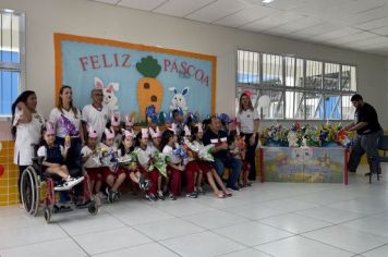 Foto - PREFEITURA DE CAJATI REALIZA ENTREGA  DE OVOS DE PÁSCOA E MIMOS ESPECIAIS!
