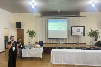 Foto - 14ª Pré-Conferências Municipais de Assistência Social “20 anos de SUAS”: Construção, Proteção e Resistência, no Salão Paroquial 