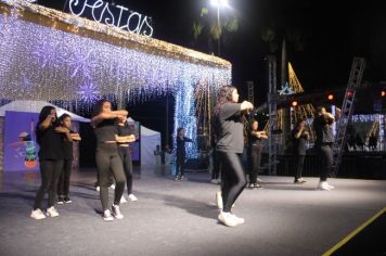 Foto - ABERTURA OFICIAL DO NATAL ENCANTADO ACONTECEU NA NOITE DESTE SÁBADO (7/12)