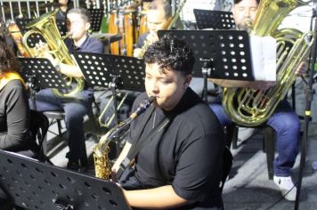 Foto - ABERTURA OFICIAL DO NATAL ENCANTADO ACONTECEU NA NOITE DESTE SÁBADO (7/12)