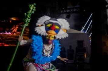 Foto - Espetáculo Rei Leão e banda Projeto X