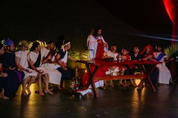 Foto - PAIXÃO DE CRISTO EMOCIONA CERCA DE 1500 MIL PESSOAS NA PRAÇA DA BÍBLIA