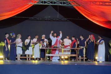 Foto - PAIXÃO DE CRISTO EMOCIONA CERCA DE 1500 MIL PESSOAS NA PRAÇA DA BÍBLIA