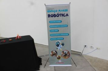 Foto - Professores da Secretaria de Educação de Cajati recebem Certificação do Curso de Robótica