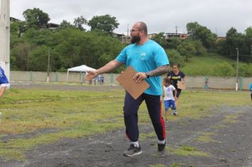 Foto - Torneio de Atletismo entres as APAES do Vale do Ribeira foi realizado no Centro de Eventos em Cajati