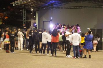 Foto - 4º MOVIMENTO CULTURA NA PRAÇA FOI UM ESPETÁCULO DE TALENTOS DO MUNICÍPIO