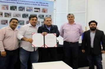 Foto - Sabesp anuncia investimentos de R$ 10,58 milhões para obras em Cajati