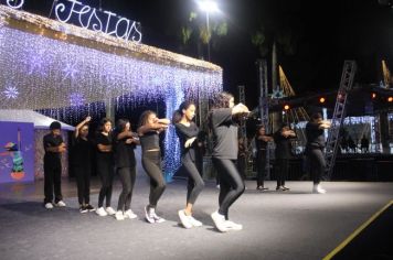 Foto - ABERTURA OFICIAL DO NATAL ENCANTADO ACONTECEU NA NOITE DESTE SÁBADO (7/12)