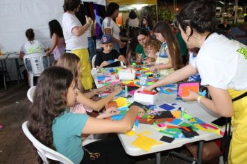 Foto - CIRCUITO SESC NA PRAÇA DA BÍBLIA