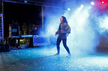 Foto - Cajati comemora o Dia Internacional da Dança apresentando um espetáculo na Praça da Bíblia