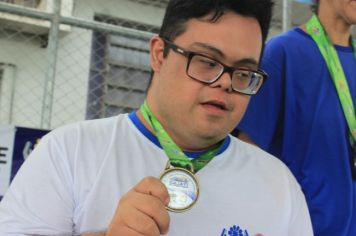 Foto - Torneio de Atletismo entres as APAES do Vale do Ribeira foi realizado no Centro de Eventos em Cajati