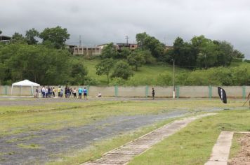 Foto - Torneio de Atletismo entres as APAES do Vale do Ribeira foi realizado no Centro de Eventos em Cajati