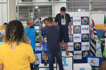 Foto - Torneio de Atletismo entres as APAES do Vale do Ribeira foi realizado no Centro de Eventos em Cajati