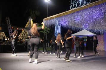 Foto - ABERTURA OFICIAL DO NATAL ENCANTADO ACONTECEU NA NOITE DESTE SÁBADO (7/12)