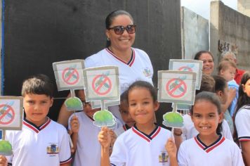 Foto - PASSEATA CONTRA A DENGUE- ESCOLA JARDIM ANA MARIA