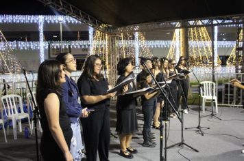 Foto - ABERTURA OFICIAL DO NATAL ENCANTADO ACONTECEU NA NOITE DESTE SÁBADO (7/12)