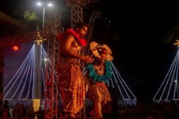 Foto - Espetáculo Rei Leão e banda Projeto X