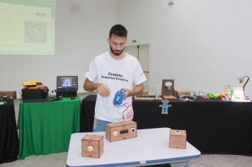 Foto - Professores da Secretaria de Educação de Cajati recebem Certificação do Curso de Robótica