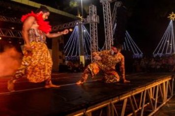 Foto - Espetáculo Rei Leão e banda Projeto X