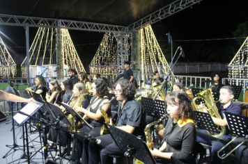 Foto - ABERTURA OFICIAL DO NATAL ENCANTADO ACONTECEU NA NOITE DESTE SÁBADO (7/12)