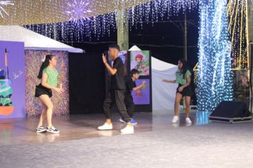 Foto - ABERTURA OFICIAL DO NATAL ENCANTADO ACONTECEU NA NOITE DESTE SÁBADO (7/12)