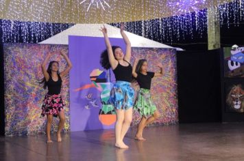 Foto - ABERTURA OFICIAL DO NATAL ENCANTADO ACONTECEU NA NOITE DESTE SÁBADO (7/12)