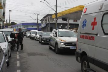 Foto - 1ª Caminhada pela Inclusão Cordão de Girassol 