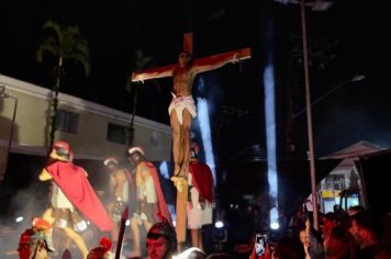 Foto - PAIXÃO DE CRISTO EMOCIONA CERCA DE 1500 MIL PESSOAS NA PRAÇA DA BÍBLIA