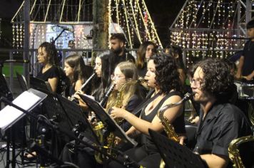 Foto - ABERTURA OFICIAL DO NATAL ENCANTADO ACONTECEU NA NOITE DESTE SÁBADO (7/12)