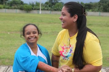 Foto - Torneio de Atletismo entres as APAES do Vale do Ribeira foi realizado no Centro de Eventos em Cajati