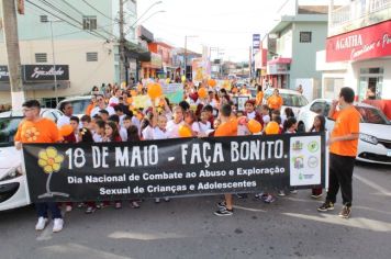 Foto - CAMINHADA FAÇA BONITO EM ALUSÃO AO 18 DE MAIO - DIA NACIONAL DE COMBATE AO ABUSO E À EXPLORAÇÃO SEXUAL