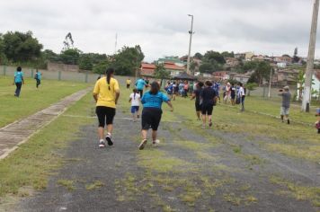 Foto - Torneio de Atletismo entres as APAES do Vale do Ribeira foi realizado no Centro de Eventos em Cajati