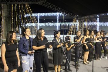 Foto - ABERTURA OFICIAL DO NATAL ENCANTADO ACONTECEU NA NOITE DESTE SÁBADO (7/12)