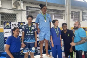 Foto - Torneio de Atletismo entres as APAES do Vale do Ribeira foi realizado no Centro de Eventos em Cajati