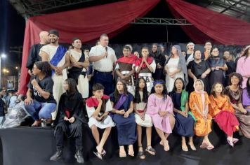 Foto - PAIXÃO DE CRISTO EMOCIONA CERCA DE 1500 MIL PESSOAS NA PRAÇA DA BÍBLIA