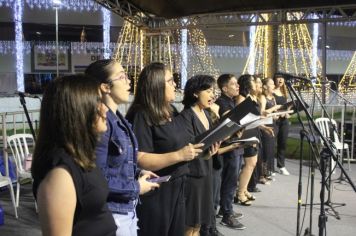 Foto - ABERTURA OFICIAL DO NATAL ENCANTADO ACONTECEU NA NOITE DESTE SÁBADO (7/12)