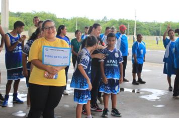 Foto - Torneio de Atletismo entres as APAES do Vale do Ribeira foi realizado no Centro de Eventos em Cajati