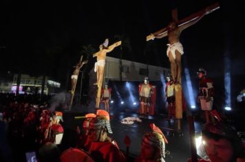 Foto - PAIXÃO DE CRISTO EMOCIONA CERCA DE 1500 MIL PESSOAS NA PRAÇA DA BÍBLIA