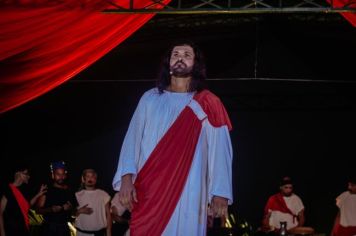 Foto - PAIXÃO DE CRISTO EMOCIONA CERCA DE 1500 MIL PESSOAS NA PRAÇA DA BÍBLIA