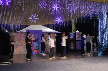 Foto - ABERTURA OFICIAL DO NATAL ENCANTADO ACONTECEU NA NOITE DESTE SÁBADO (7/12)