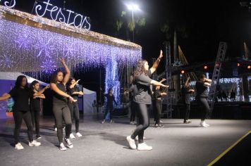 Foto - ABERTURA OFICIAL DO NATAL ENCANTADO ACONTECEU NA NOITE DESTE SÁBADO (7/12)