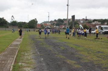 Foto - Torneio de Atletismo entres as APAES do Vale do Ribeira foi realizado no Centro de Eventos em Cajati