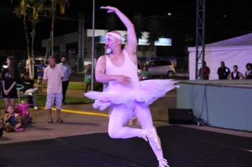 Foto - CIRCUITO SESC NA PRAÇA DA BÍBLIA