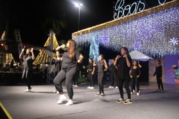 Foto - ABERTURA OFICIAL DO NATAL ENCANTADO ACONTECEU NA NOITE DESTE SÁBADO (7/12)