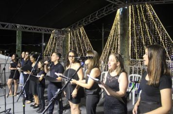 Foto - ABERTURA OFICIAL DO NATAL ENCANTADO ACONTECEU NA NOITE DESTE SÁBADO (7/12)