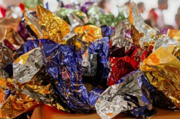 Foto - PREFEITURA DE CAJATI REALIZA ENTREGA  DE OVOS DE PÁSCOA E MIMOS ESPECIAIS!